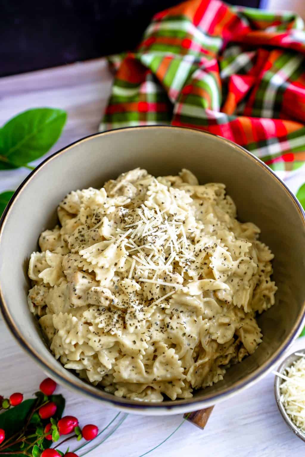 Instant Pot Creamy Chicken Pasta in Garlic Parmesan Cream Sauce A