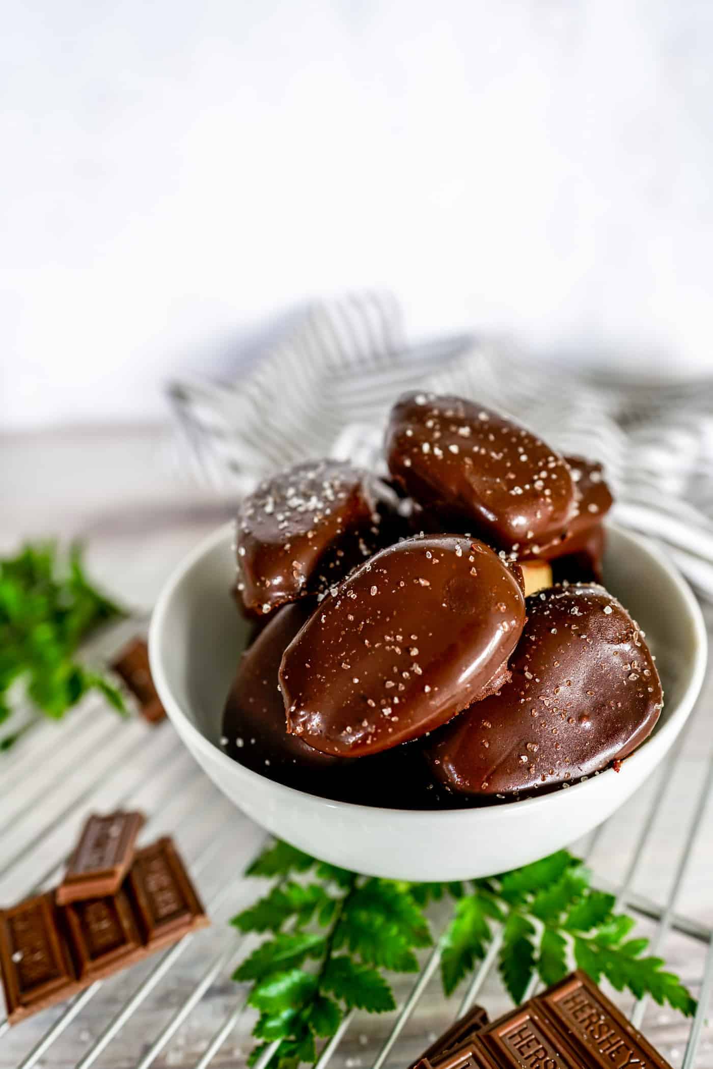 With just a few simply pantry ingredients, these homemade peanut butter eggs are just the sweet treat you need this Easter and beyond!  Give them a try and let us know what you think! 